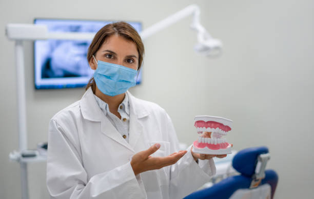 Best Emergency Cosmetic Dentistry (e.g., broken veneers) in Desert View Highlands, CA